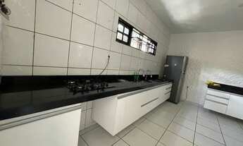 Imagem 4: Casa grande com primeiro andar