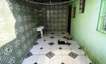 Imagem 7: Casa Térrea com 2 Dormitórios, Quintal e Garagem Privativa em Condomínio no Esmeralda