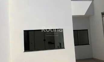 Imagem: Casa à venda, 3 quartos, 1 suíte, 1 vaga