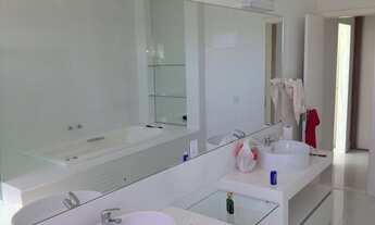 Imagem 3: Casa excelente de 04 suítes com ampla área externa com gourmet e piscina!!!