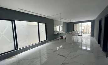 Imagem 2: Casa no condomínio Riviera Del Sol a venda, 480m² de área construída com 4 suítes