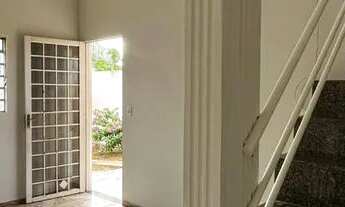 Imagem 6: Casa de condomínio para aluguel possui 190 metros quadrados com 3 quartos em Planalto - Cu