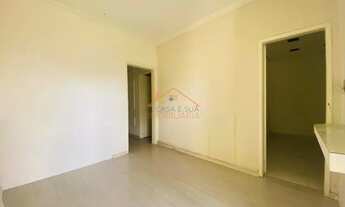 Imagem 7: Casa comercial com 3 salas de atendimento, recepção, banheiro e jardim, próximo a academia