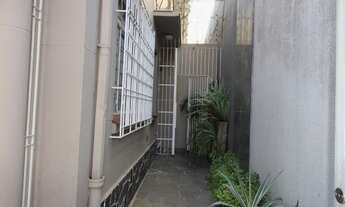 Imagem 4: PORTO ALEGRE - Casa Padrão - PETROPOLIS