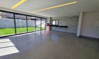 Imagem 3: Casa sobrado em condomínio com 3 quartos - Bairro Residencial Parqville Jacarandá em Apare