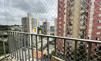 Imagem 5: Apartamento amplo para locação com 3 dormitórios, sala com sacada, 2 banheiros e 1 vaga em