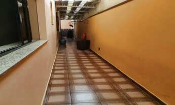 Imagem 6: Sobrado com 360 m², bem amplo, 4 dorms sendo 2 suítes e 5 vagas