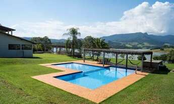 Imagem 4: SUA CHÁCARA NA PLANTA COM FUNDO PARA REPRESA