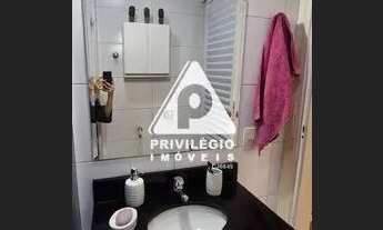 Imagem 10: Apartamento em Laranjeiras, perto do metrô, quarto e sala com dependência e área de serviç