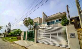 Imagem 2: Sobrado Alto Padrão com 260m², a 50m do Mar,4 Dormitórios sendo 1 Suíte Master,Excelente L