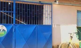 Imagem 3: Casa com 2 quartos sala cozinha banheiro e etc.