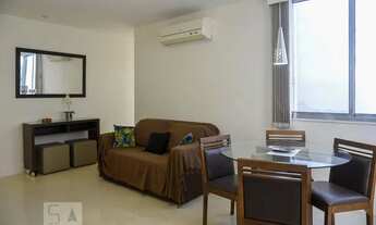 Imagem 2: Apartamento para Aluguel - Leblon, 2 Quartos, 74 m2