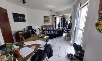 Imagem 2: Apartamento de 1 dormitório 32m2 privativos 1 vaga de garagem no bairro Centro