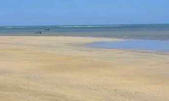 Imagem 3: Terreno na praia de Tabuba a 50m do mar