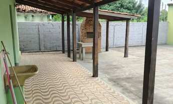 Imagem 3: Casa para venda possui 225 metros quadrados com 6 quartos