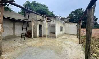 Imagem 6: Casa térrea com 4 quartos e quintal em ótima localização