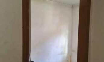 Imagem 5: Vende-se no Sol nascente, Barril 99