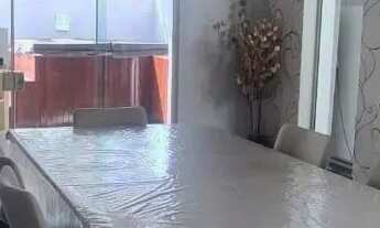 Imagem 2: Sobrado para aluguel e venda tem 240 metros quadrados com 4 quartos em Centro - Tremembé