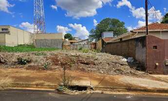 Imagem: Venda de Terreno / Padrão na cidade de