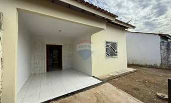 Imagem 5: DISPONIVEL PARA LOCAÇÃO: Esta casa é perfeita para sua família. Confira os detalhes