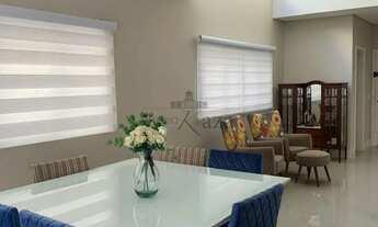 Imagem 6: Oportunidade - Casa em Condomínio - Urbanova - Altos da Serra VI - 4 Dormitórios - 260m²