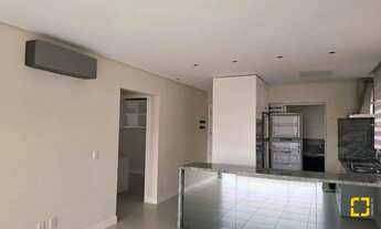 Imagem 6: Apartamento com 2 dorm., sendo 1 suíte, 2 vagas de garagens no Centro de Florianópolis