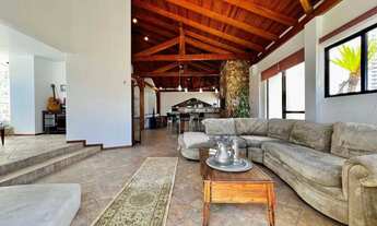 Imagem 5: Cobertura para alugar em BC Duplex mobiliada com 707m², piscina no terraço e vista para o