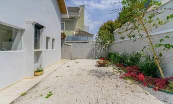 Imagem 7: Casa em Condomínio, 04 Quartos, 02 Vagas, Quintal, Orleans, Curitiba