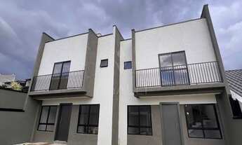 Imagem: Sobrado à venda, no bairro XAXIM, CURITIBA