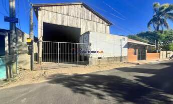 Imagem: Casa 2 dormitórios à venda Belém Novo