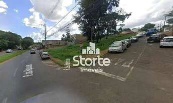 Imagem: Área de esquina à venda, 2.175m² por