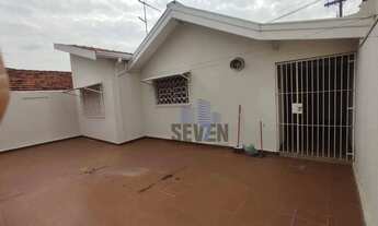 Imagem 4: Casa com 3 Quartos no Núcleo Residencial Presidente Geisel Com Churrasqueira