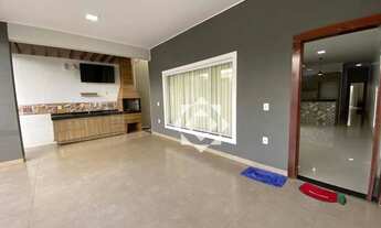 Imagem 3: Casa Ampla na 507 Sul 3 Quartos, 2 Suítes, Energia Solar e Planejados