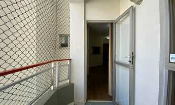 Imagem 5: 2 quartos com varanda e vaga no Centro para locação