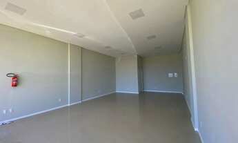 Imagem 6: Sala comercial térrea com aproximadamente 60 m²