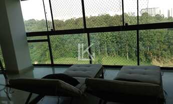 Imagem 4: Apartamento com 168M², 3 dormitórios sendo 3 suítes, sala com teto rebaixado, projeto de i