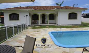 Imagem 2: Casa com Piscina, na Praia da Lagoinha - Florianópolis - SC