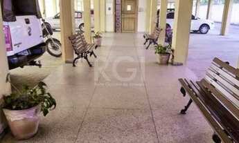 Imagem 2: Porto Alegre - Apartamento Padrão - Partenon