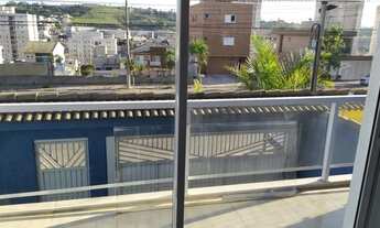 Imagem: Sobrado para aluguel tem 180 metros quadrados