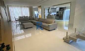 Imagem: Casa de condomínio para venda com 323 metros