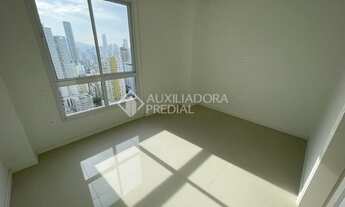 Imagem 3: BALNEáRIO CAMBORIú - Apartamento Padrão - Centro