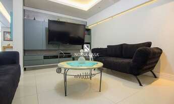 Imagem 5: Sobrado para venda tem 380 metros quadrados em Torres - RS