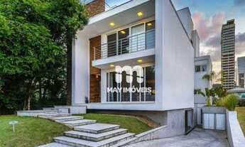 Imagem: Casa de alto padrão em condomínio, 460