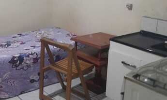 Imagem 2: Quarto em capoeiras