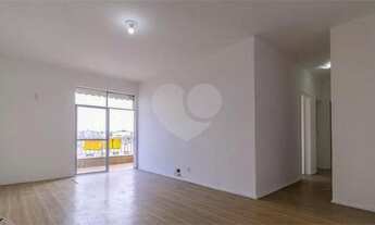 Imagem 4: Vista Alegre, 2 com dep, varanda e vaga!