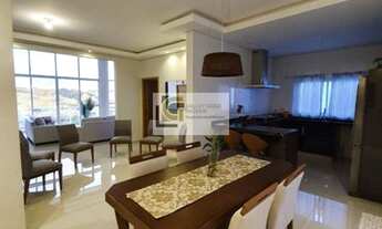 Imagem 2: Casa de condomínio térrea para venda possui 324 metros quadrados com 4 quartos