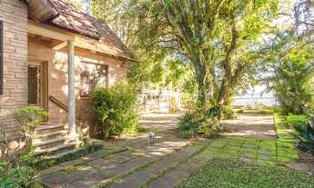 Imagem 7: Porto Alegre - Casa Padrão - Tristeza