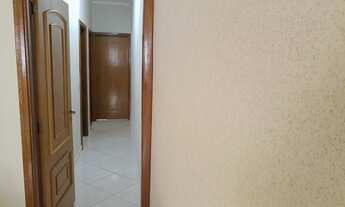 Imagem 4: Bela casa no jardim Urupês