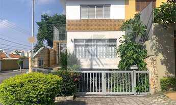 Imagem 2: Excelente Sobrado à venda para modernizar 153 m² área construída com 3 dormitórios com ed