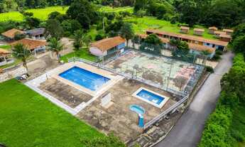 Imagem 2: Chácara à venda às margens do Rio São Bartolomeu - 27mil m² R$ 1.298.000 - 15 Chalés pront